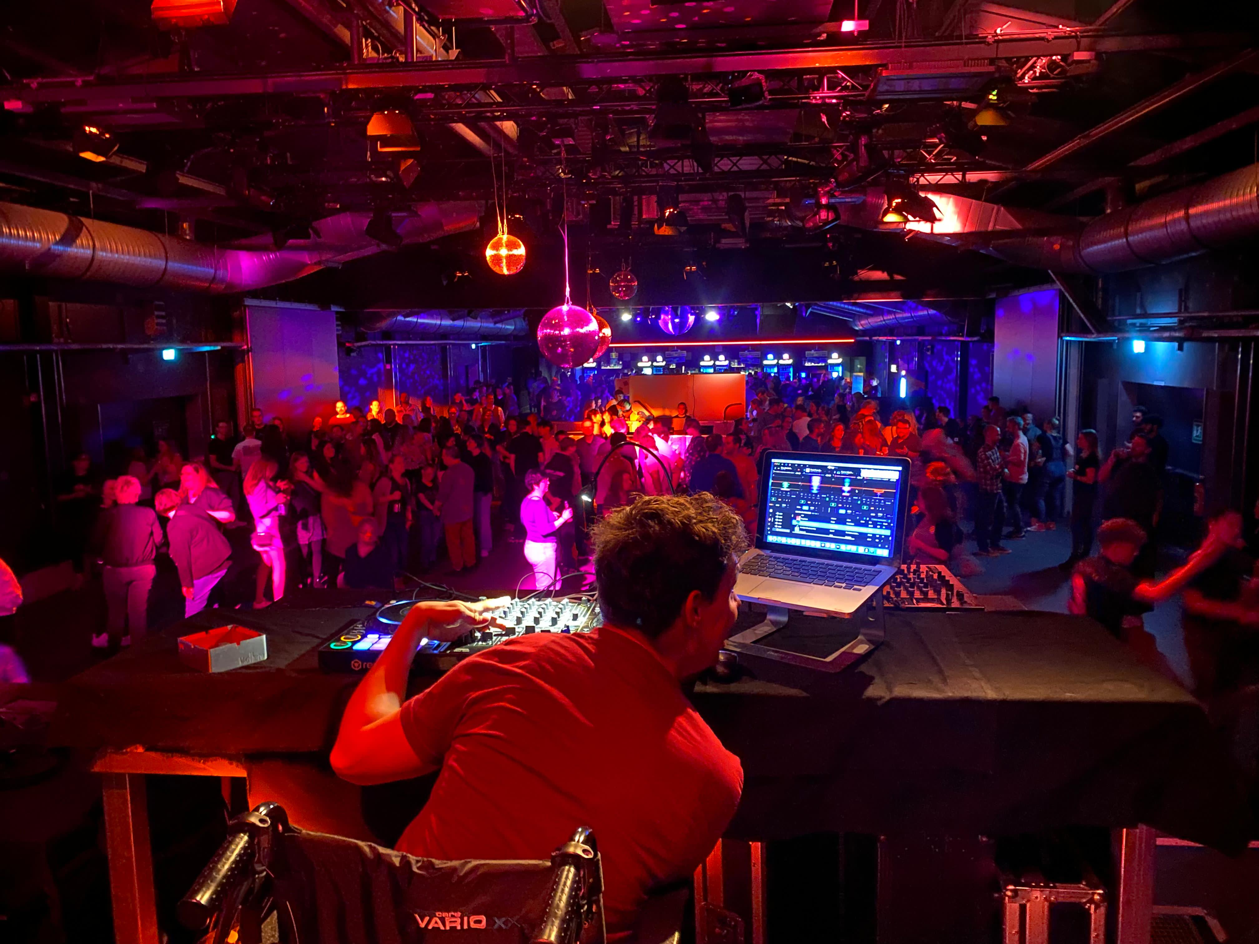 AdamTheMo DJ Performance 9